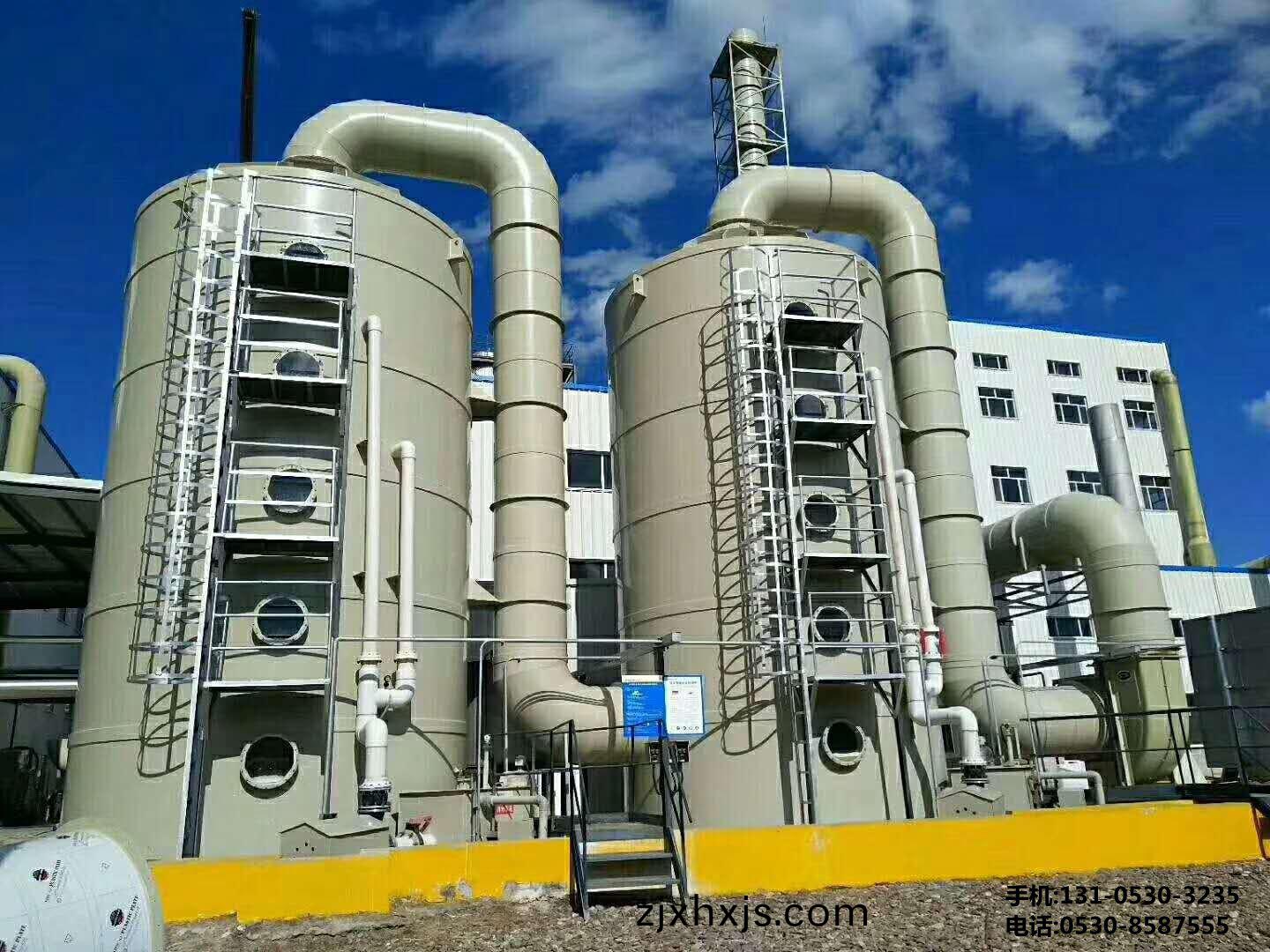 山東(dong)某(mou)公(gong)司痠(suan)霧淨化墖